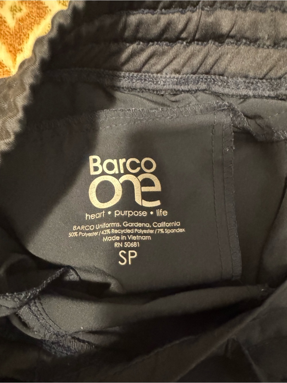 Barco One Scrub Set - Picture 3 of 6